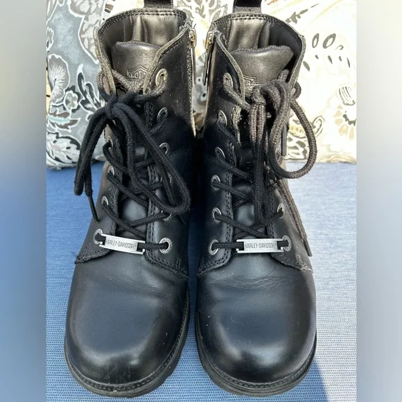 Harley Davidson woman’s riding black boots with zip up side/tie up middle. S:7.5 - Picture 5 of 12